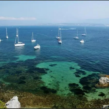With View In The Var-provence アパート